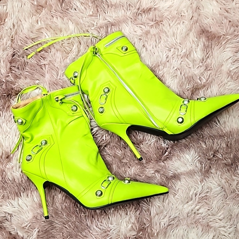 Ankle boots